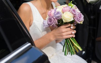 Picking Wedding Flowers – Personalising Your Floral Arrangements